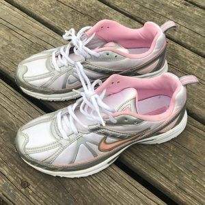 Nike Dart VI Running Shoes - Women’s Sz 8